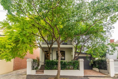 facade driveway garage