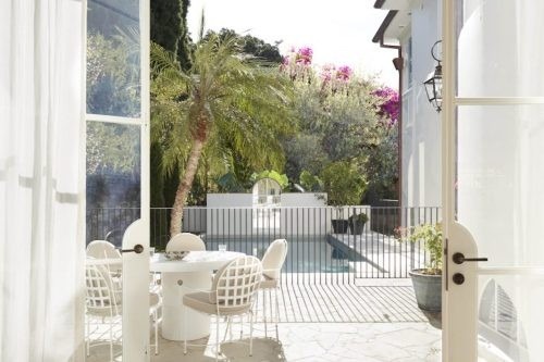 outdoor area