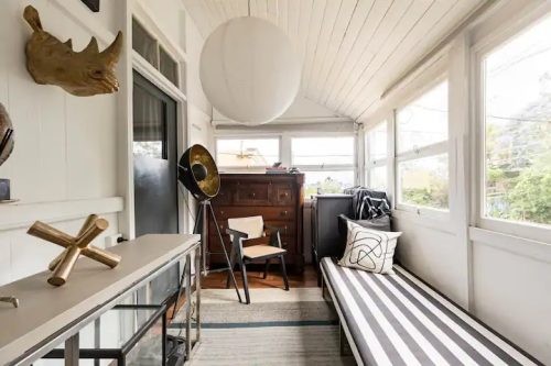 Collectors Abode, Red Hill 12