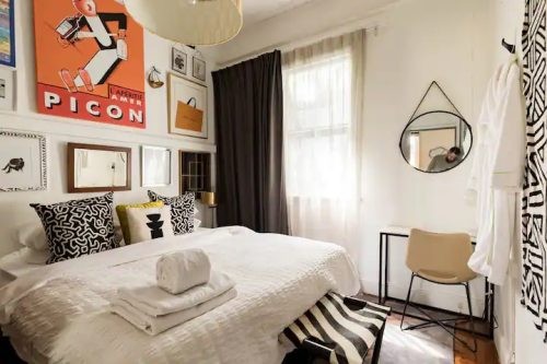 Collectors Abode, Red Hill 23
