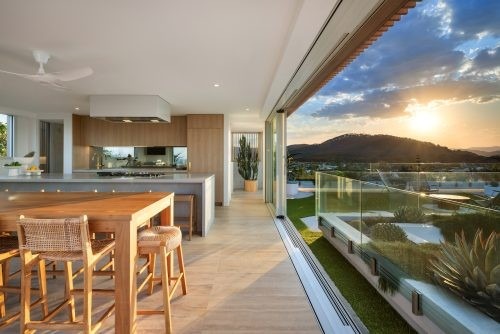 Double Take, Cabarita NEW 43