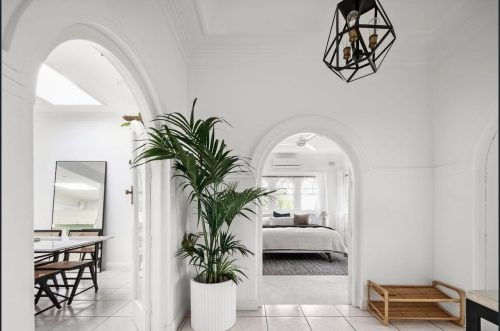 Globetrotter, Rosebery 1