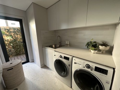 Medina, Caringbah South11