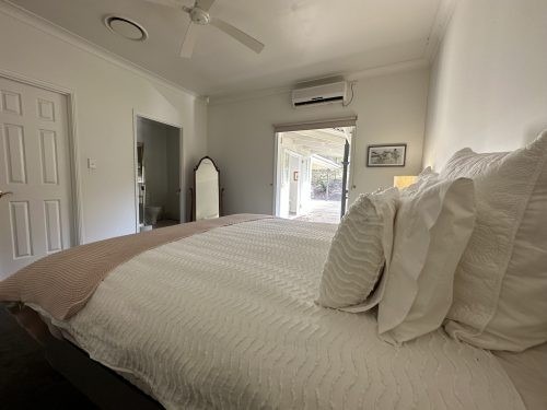 Metier, Pullenvale 1