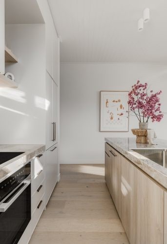 Zaley, Redfern 75