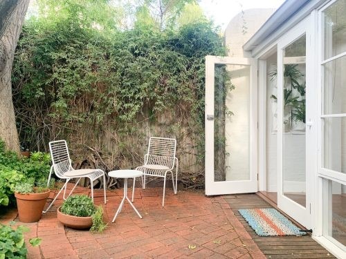 Bewitched, Kew-07