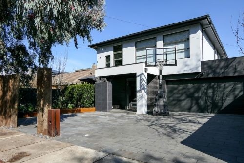 facade driveway garage
