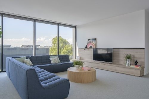 Metamorphosis, Ascot Vale 16