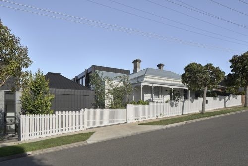 facade driveway