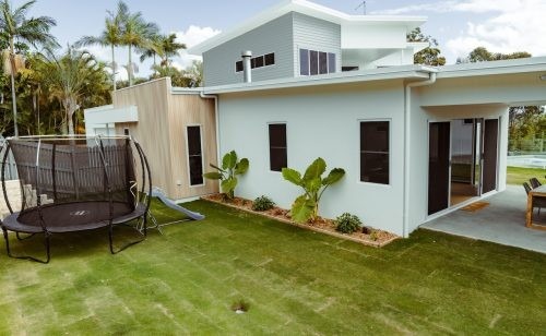 Arabesque, Buderim 32