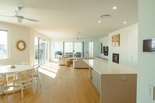 Arabesque, Buderim 6