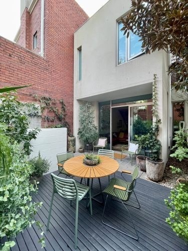Matchpoint, Fitzroy 36
