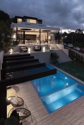 New Northbridge House, North Bridge 3