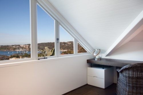 Flores, Mosman 33