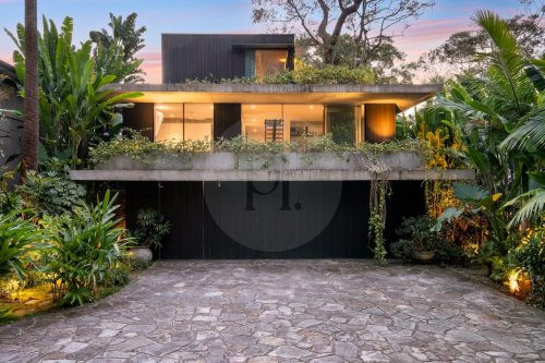 driveway garage facade