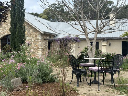Pastis, Alstonville