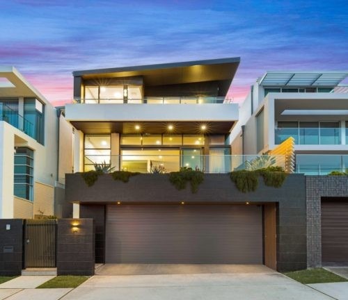 garage facade driveway
