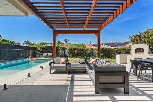 Dunlin House, Prairiewood 7