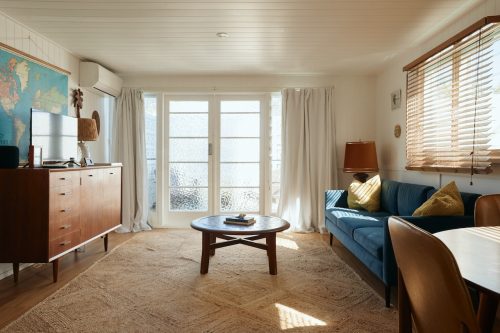 Flynn, Yamba_Bungalow_Living_003