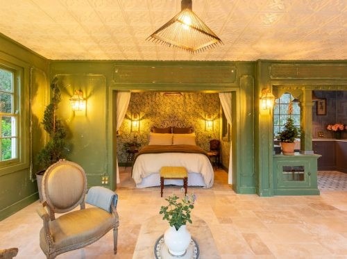 bedroom