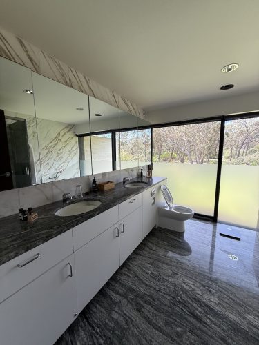 Joadja House123 bathroom