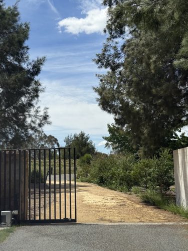 Joadja75 entrance gates