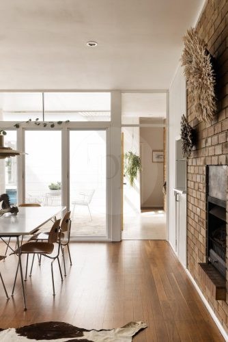 Mid-Century Modern, Avalon 13