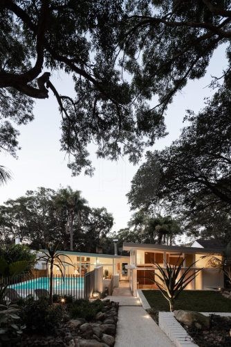Mid-Century Modern, Avalon 81