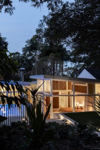 Mid-Century Modern, Avalon 82