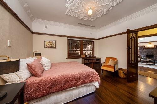 Roaring Twenties, St Kilda West 18