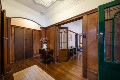 Roaring Twenties, St Kilda West 5