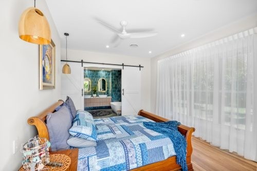 Shelly, Kewarra Beach 11