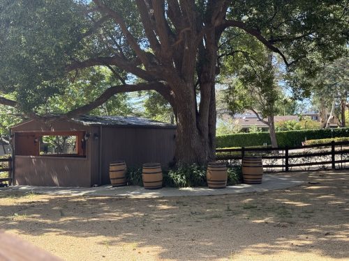 TheManor190