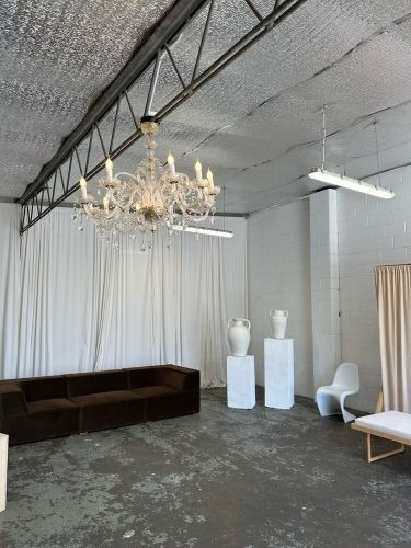 Aglow Studio, Mermaid Beach 10