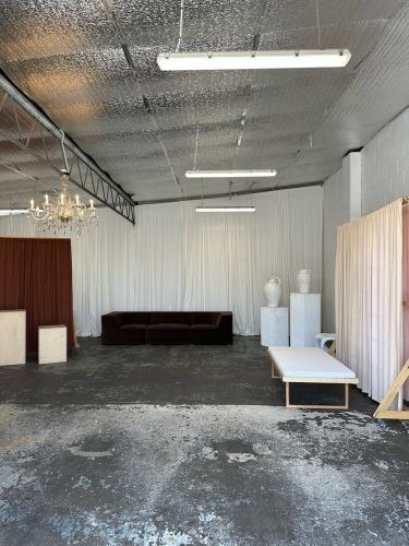 Aglow Studio, Mermaid Beach 4