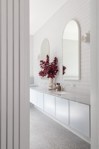 Armani, Frankston South 6