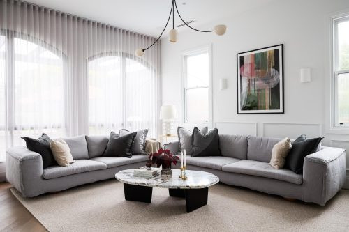Californian Charm, Manifold Heights 108