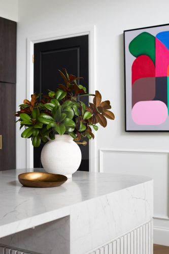 Californian Charm, Manifold Heights 109