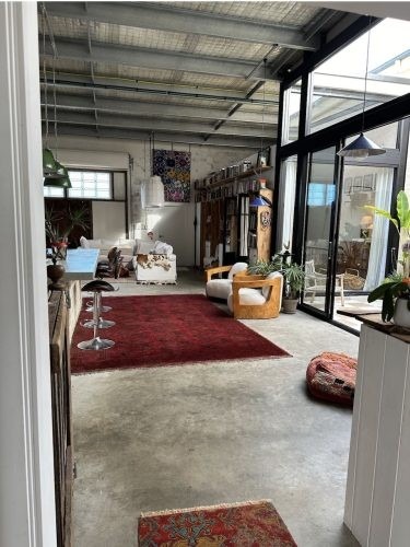 Cinnamon Warehouse, Byron Bay 8