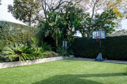 Lowdown, Strathfield 38