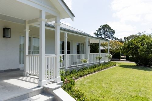 Paradise Ranch, Terry Hills 1