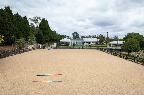 Paradise Ranch, Terry Hills 11