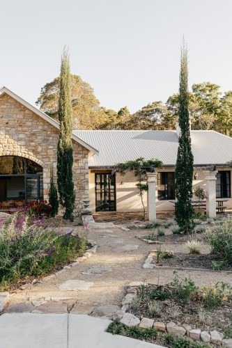 Pastis, Alstonville 33
