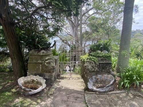 Seven Seas, Mosman 13