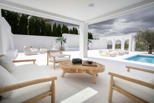 outdoor area