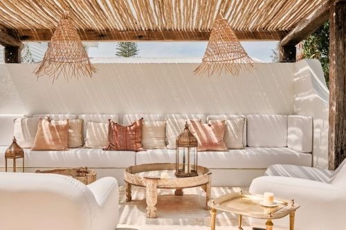 outdoor area