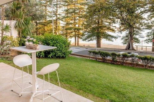 facade garage driveway backyard garden established pool