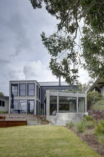 facade backyard garden established