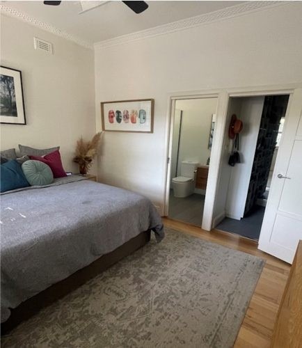 Lyric, Alphington 3