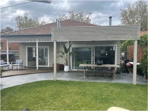 Lyric, Alphington 31